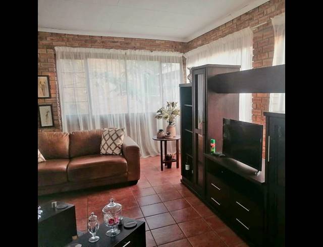 3 BEDROOM APARTMENT FOR SALE IN BO-DORP